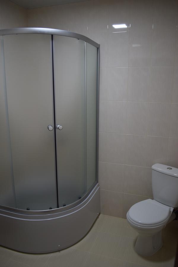 Hôtel Veles à Brovary Extérieur photo